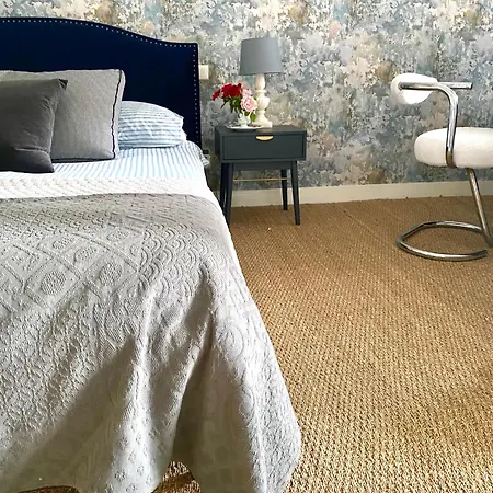 Bed & Breakfast Chateau De Gouyas *