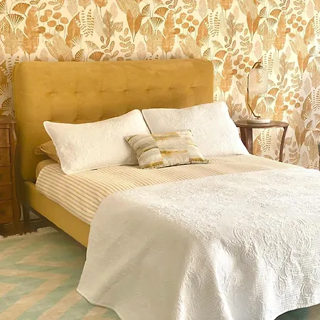 Chateau De Gouyas Bed & Breakfast Montagrier