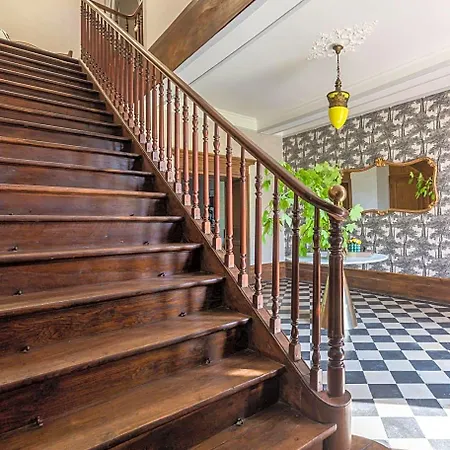 Château De Gouyas 3* Montagrier