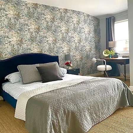Château De Gouyas 3* Montagrier