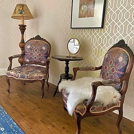 Alojamento de Acomodação e Pequeno-almoço Château De Gouyas 3*