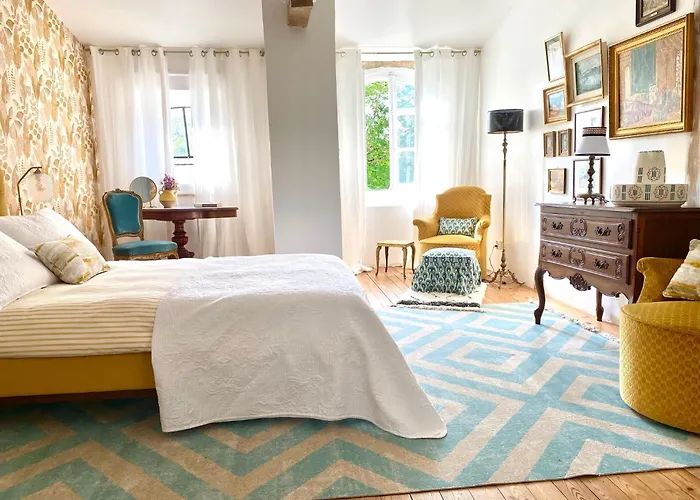 Bed & Breakfast Chateau De Gouyas